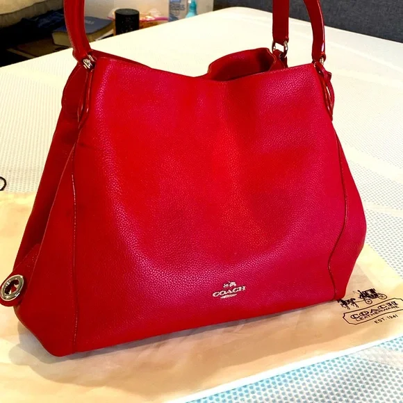 COACH Pebbled Red Leather Edie 31 Tote with original dust bag - Picture 4 of 17